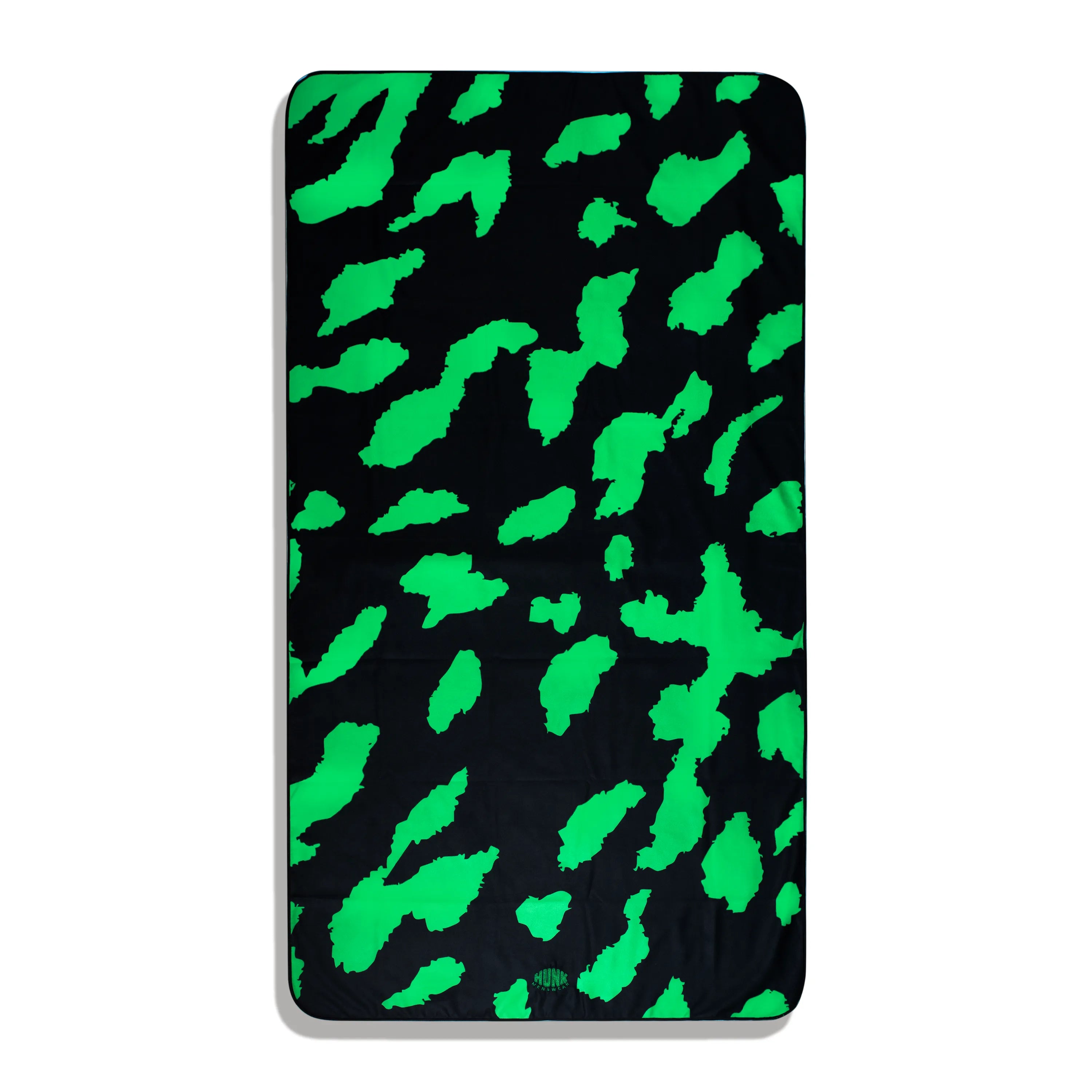 Splashback Reversible Towel - HUNK Menswear